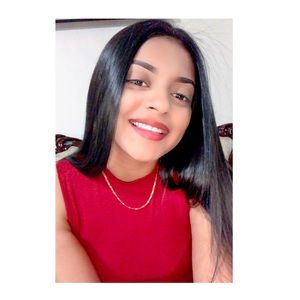 Meet your Posher, Gabriela